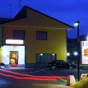 Rosy Hotel