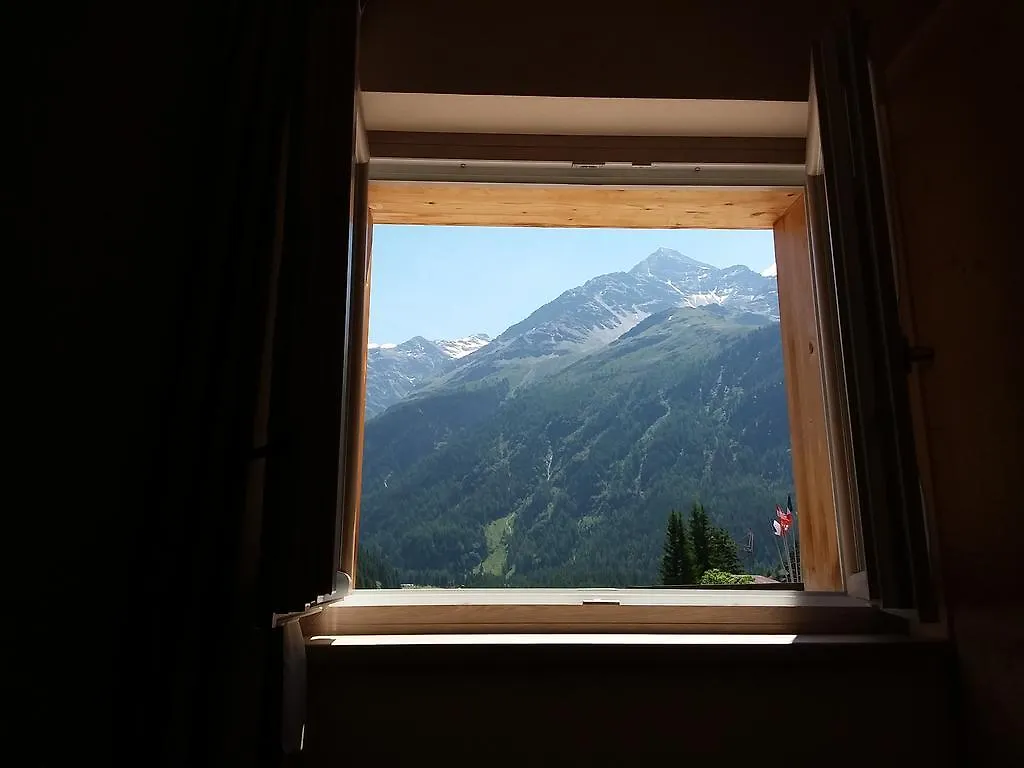 Hotel Meuble Adler - Rooms & Mountain Apartments Santa Caterina Valfurva