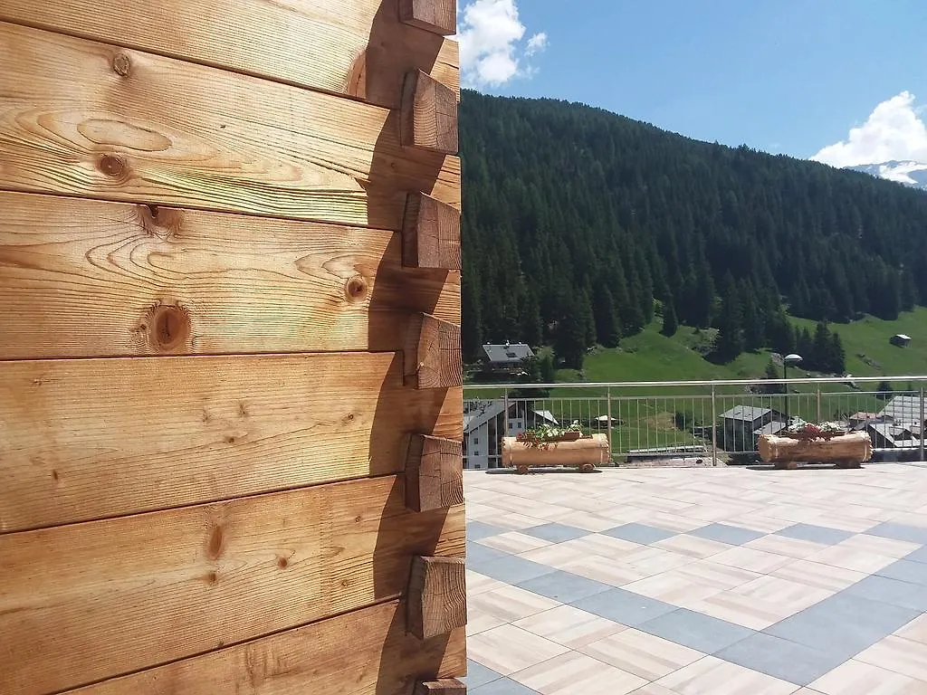 Hotel Meuble Adler - Rooms & Mountain Apartments 0*, Santa Caterina Valfurva