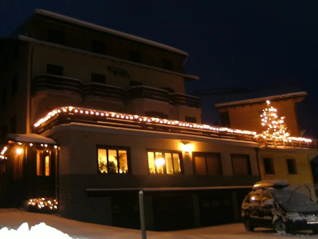 Aparthotel Hotel Meuble Adler - Rooms & Mountain Apartments