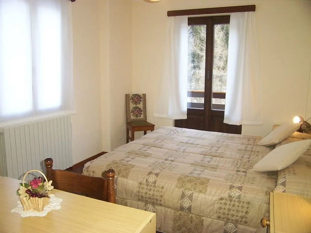 Hotel Meuble Adler - Rooms & Mountain Apartments Santa Caterina Valfurva