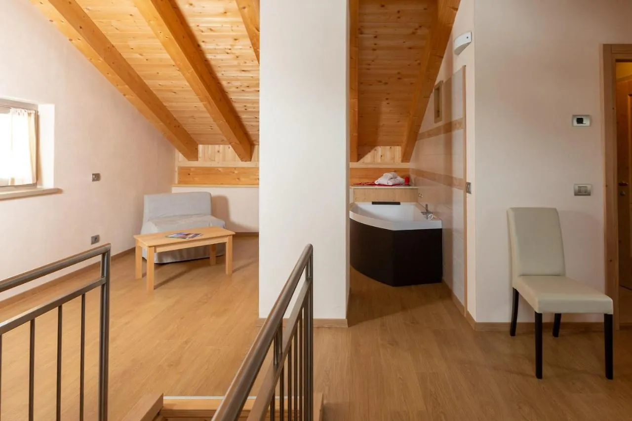 Hotel Meuble Adler - Rooms & Mountain Apartments 0*, Santa Caterina Valfurva Italy
