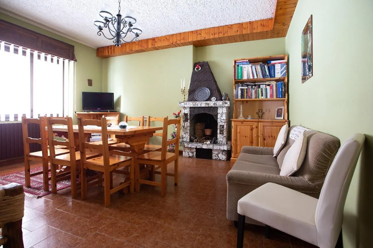 Hotel Meuble Adler - Rooms & Mountain Apartments Aparthotel